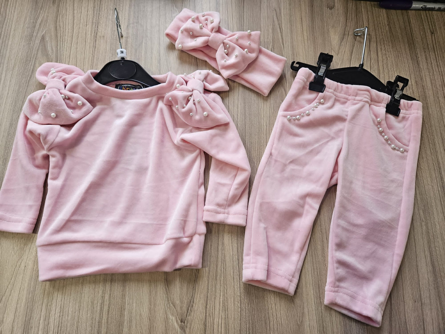 Babies Velour 3 Piece Bow Set