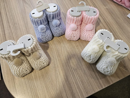 Baby Pom Pom Booties